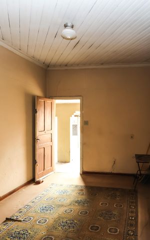 Casa à venda com 498m², 2 quartos e 1 vaga Casa à venda com 498m², 2 quartos e 1 vagaSala