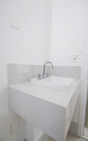 Apartamento à venda com 189m², 3 quartos e 3 vagasBanheiro da Suíte 1
