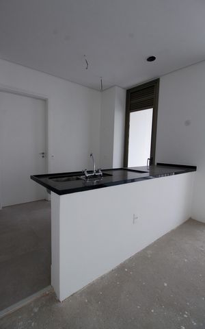 Apartamento à venda com 189m², 3 quartos e 3 vagasSala e Cozinha