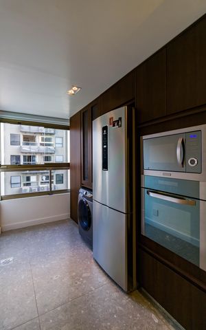 Apartamento à venda com 72m², 2 quartos e 1 vaga Apartamento à venda com 72m², 2 quartos e 1 vagaCozinha