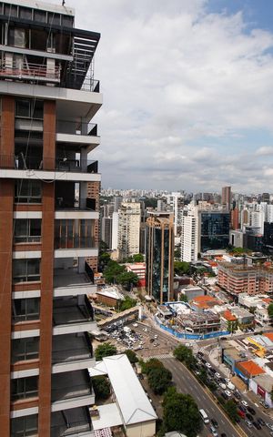 Apartamento à venda com 189m², 3 quartos e 3 vagasVista da Suíte 2