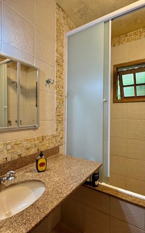 Casa de condomínio para alugar com 5400m², 5 quartos e 2 vagas Casa de condomínio para alugar com 5400m², 5 quartos e 2 vagasBanheiro Social