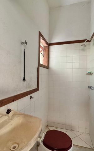 Casa de condomínio para alugar com 5400m², 5 quartos e 2 vagas Casa de condomínio para alugar com 5400m², 5 quartos e 2 vagasÁrea de Serviço - Banheiro