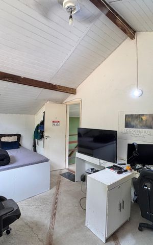 Casa de condomínio para alugar com 5400m², 5 quartos e 2 vagas Casa de condomínio para alugar com 5400m², 5 quartos e 2 vagasQuarto 4