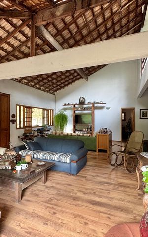 Casa de condomínio para alugar com 5400m², 5 quartos e 2 vagas Casa de condomínio para alugar com 5400m², 5 quartos e 2 vagasSala