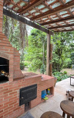 Casa de condomínio para alugar com 5400m², 5 quartos e 2 vagas Casa de condomínio para alugar com 5400m², 5 quartos e 2 vagasÁrea externa