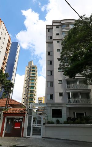 Apartamento para alugar com 64m², 2 quartos e 2 vagasFachada