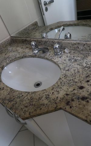 Apartamento para alugar com 64m², 2 quartos e 2 vagasBanheiro da Suíte