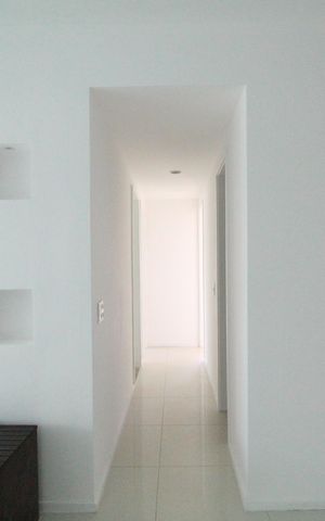 Apartamento à venda com 81m², 3 quartos e 2 vagasSala - Corredor 