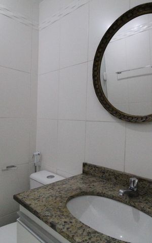 Apartamento à venda com 81m², 3 quartos e 2 vagasBanheiro social
