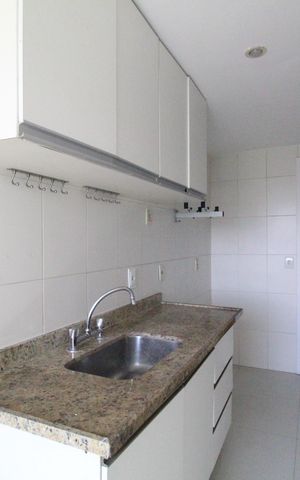 Apartamento à venda com 81m², 3 quartos e 2 vagasCozinha