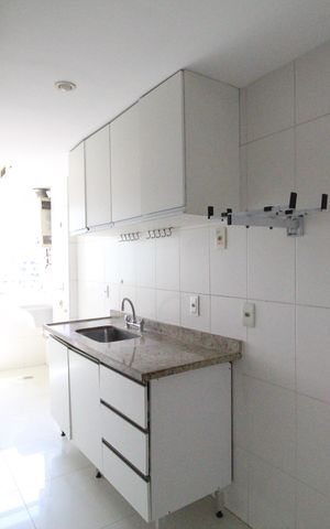 Apartamento à venda com 81m², 3 quartos e 2 vagasCozinha