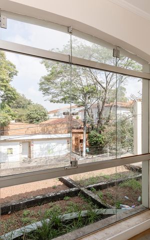 Casa à venda com 252m², 4 quartos e 2 vagas Casa à venda com 252m², 4 quartos e 2 vagasVaranda da Suíte