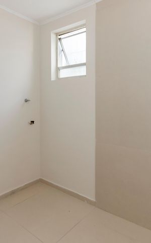 Casa à venda com 252m², 4 quartos e 2 vagas Casa à venda com 252m², 4 quartos e 2 vagasBanheiro da Suíte