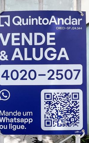 Casa à venda com 200m², 3 quartos e 4 vagas Casa à venda com 200m², 3 quartos e 4 vagasPlaca