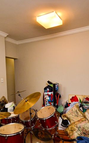Casa à venda com 300m², 5 quartos e 2 vagasQuarto2 casa1