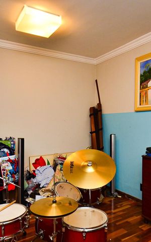 Casa à venda com 300m², 5 quartos e 2 vagasQuarto2 casa1