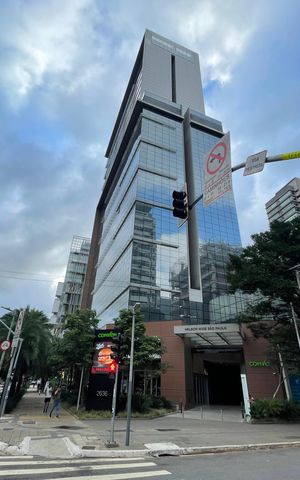 Studio para alugar com 29m², 1 quarto e sem vaga Studio para alugar com 29m², 1 quarto e sem vagaFachada