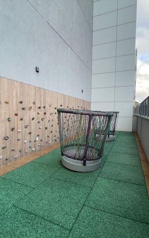 Studio para alugar com 29m², 1 quarto e sem vaga Studio para alugar com 29m², 1 quarto e sem vagaÁrea comum - Playground