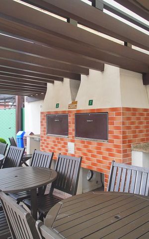 Apartamento à venda com 76m², 2 quartos e 1 vagaÁrea comum - Churrasqueira