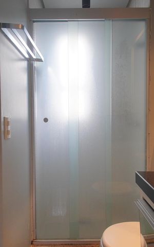 Apartamento à venda com 76m², 2 quartos e 1 vaga Apartamento à venda com 76m², 2 quartos e 1 vagaBanheiro da Suíte