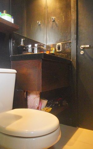 Apartamento à venda com 76m², 2 quartos e 1 vaga Apartamento à venda com 76m², 2 quartos e 1 vagaBanheiro