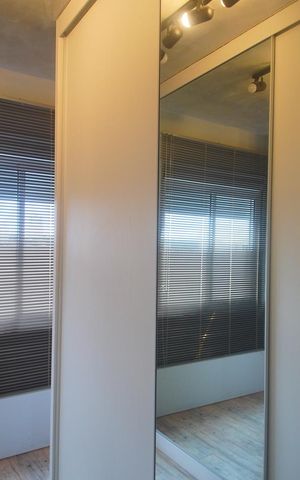 Apartamento à venda com 76m², 2 quartos e 1 vaga Apartamento à venda com 76m², 2 quartos e 1 vagaCloset