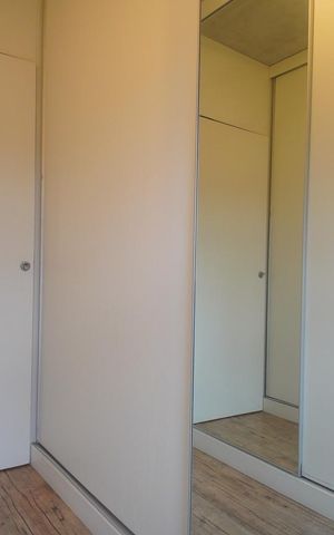 Apartamento à venda com 76m², 2 quartos e 1 vaga Apartamento à venda com 76m², 2 quartos e 1 vagaCloset