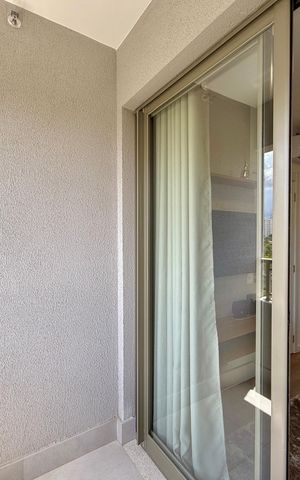 Apartamento à venda com 32m², 1 quarto e sem vaga Apartamento à venda com 32m², 1 quarto e sem vagaSacada