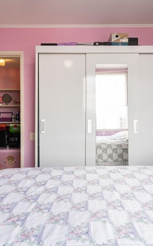 Apartamento à venda com 87m², 3 quartos e 1 vagaQuarto 2