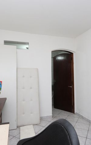 Casa para alugar com 180m², 3 quartos e 8 vagasQuarto de Serviço