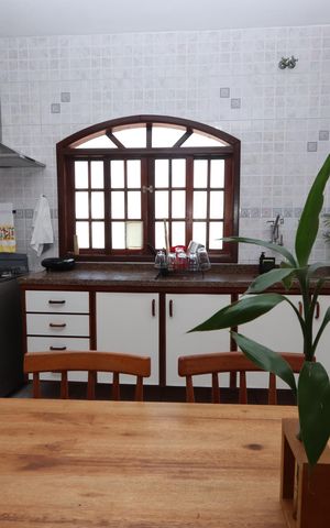 Casa para alugar com 180m², 3 quartos e 8 vagasCozinha