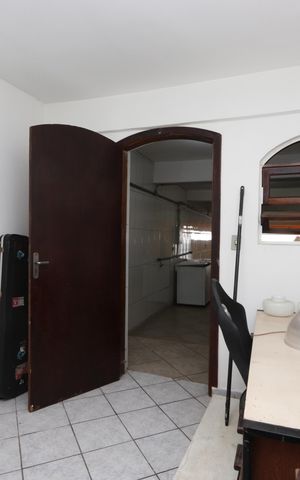Casa para alugar com 180m², 3 quartos e 8 vagasQuarto de Serviço