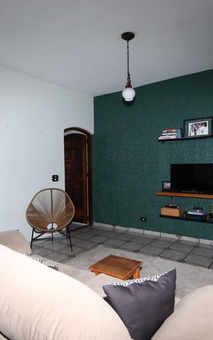 Casa para alugar com 180m², 3 quartos e 8 vagasSala