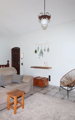 Casa para alugar com 180m², 3 quartos e 8 vagasSala