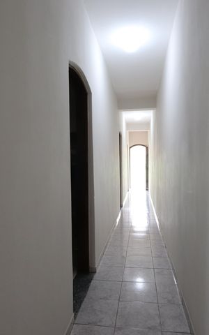 Casa para alugar com 180m², 3 quartos e 8 vagasCorredor