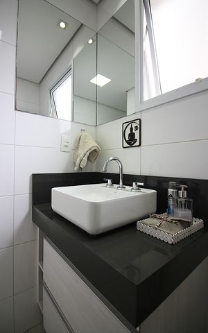 Apartamento à venda com 77m², 3 quartos e 2 vagasBanheiro Social