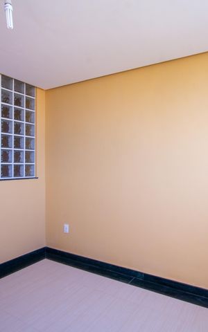 Casa à venda com 500m², 6 quartos e 4 vagas Casa à venda com 500m², 6 quartos e 4 vagasQuarto 1