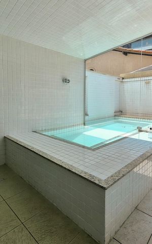 Apartamento à venda com 94m², 3 quartos e 2 vagas Apartamento à venda com 94m², 3 quartos e 2 vagasÁrea comum - Piscina