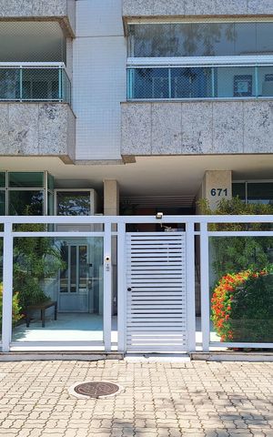 Apartamento à venda com 94m², 3 quartos e 2 vagas Apartamento à venda com 94m², 3 quartos e 2 vagasFachada