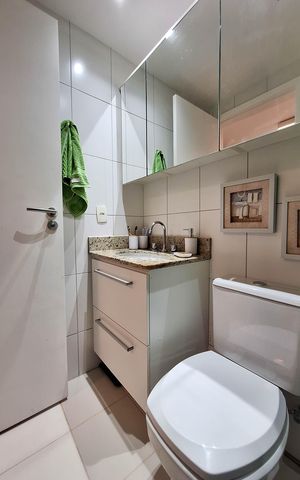 Apartamento à venda com 94m², 3 quartos e 2 vagas Apartamento à venda com 94m², 3 quartos e 2 vagasBanheiro da Suíte