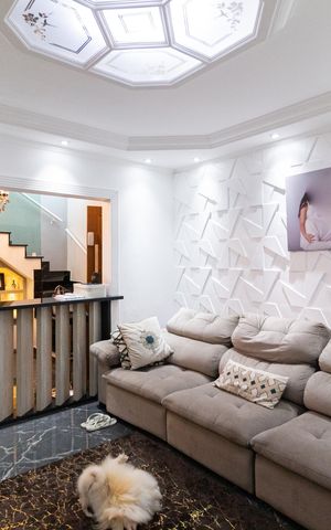 Casa à venda com 300m², 4 quartos e 8 vagas Casa à venda com 300m², 4 quartos e 8 vagasSala