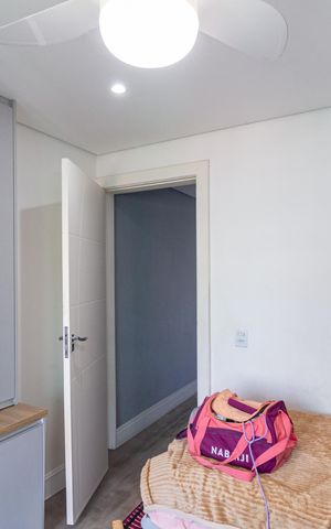 Casa à venda com 300m², 4 quartos e 8 vagas Casa à venda com 300m², 4 quartos e 8 vagasQuarto 3