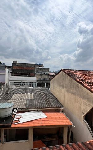 Casa de condomínio à venda com 254m², 4 quartos e 3 vagas Casa de condomínio à venda com 254m², 4 quartos e 3 vagasJanela - Quarto 01