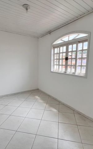 Casa de condomínio à venda com 254m², 4 quartos e 3 vagas Casa de condomínio à venda com 254m², 4 quartos e 3 vagasQuarto 01