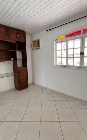 Casa de condomínio à venda com 254m², 4 quartos e 3 vagas Casa de condomínio à venda com 254m², 4 quartos e 3 vagasQuarto 03