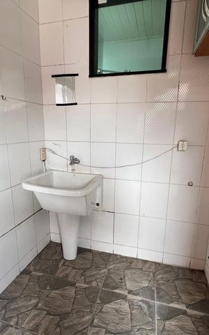 Casa de condomínio à venda com 254m², 4 quartos e 3 vagas Casa de condomínio à venda com 254m², 4 quartos e 3 vagasArea de Serviço