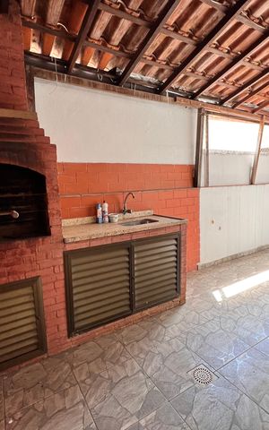 Casa de condomínio à venda com 254m², 4 quartos e 3 vagas Casa de condomínio à venda com 254m², 4 quartos e 3 vagasArea Gourmet
