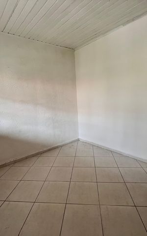 Casa de condomínio à venda com 254m², 4 quartos e 3 vagas Casa de condomínio à venda com 254m², 4 quartos e 3 vagasQuarto 03