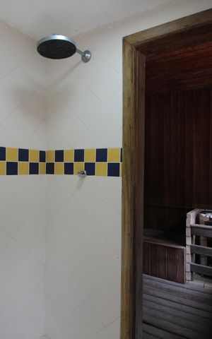Casa de condomínio à venda com 428m², 4 quartos e 4 vagasSauna